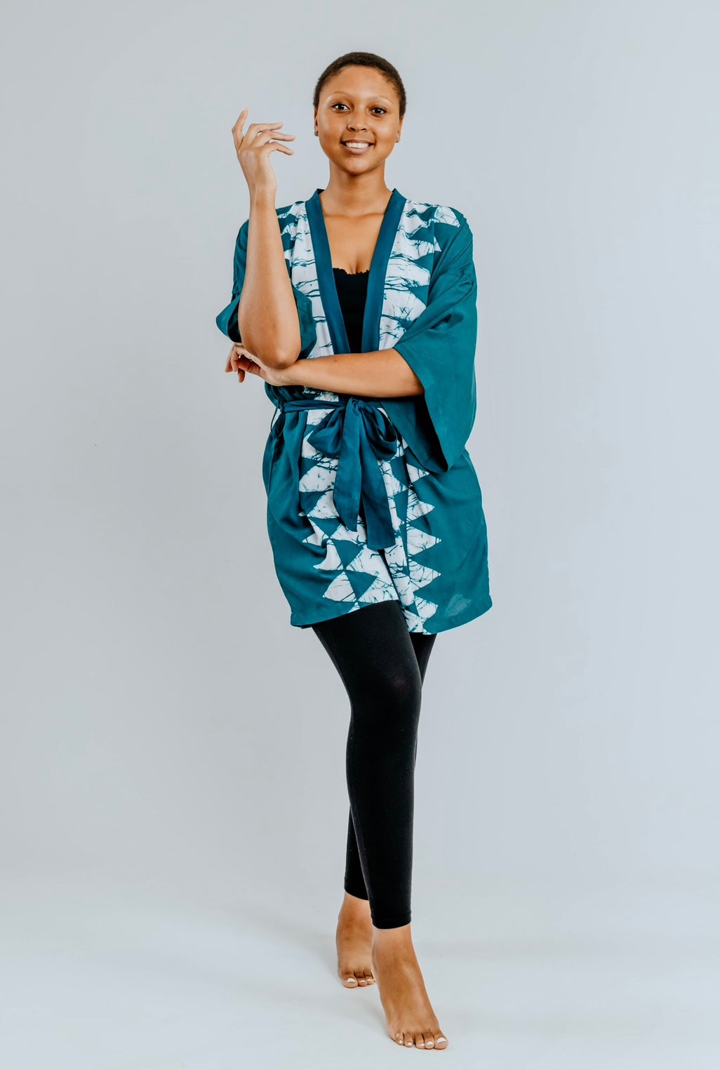 Kimonos | Petrol & White